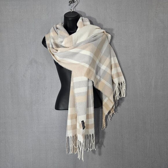Steve Madden Blanket Scarf Tan Gray Plaid 21X76 - Picture 1 of 5